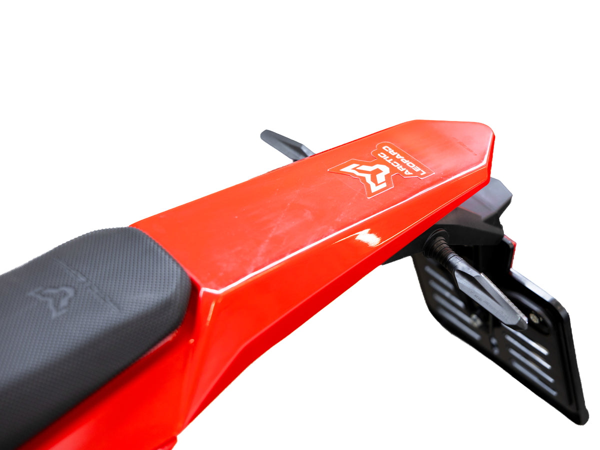 AArctic Leopard EXE 880 L3e homologierte, rot
