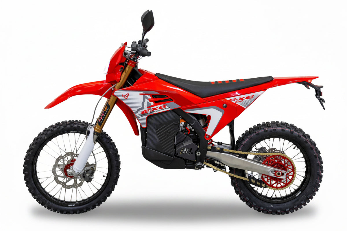 AArctic Leopard EXE 880 L3e homologierte, rot