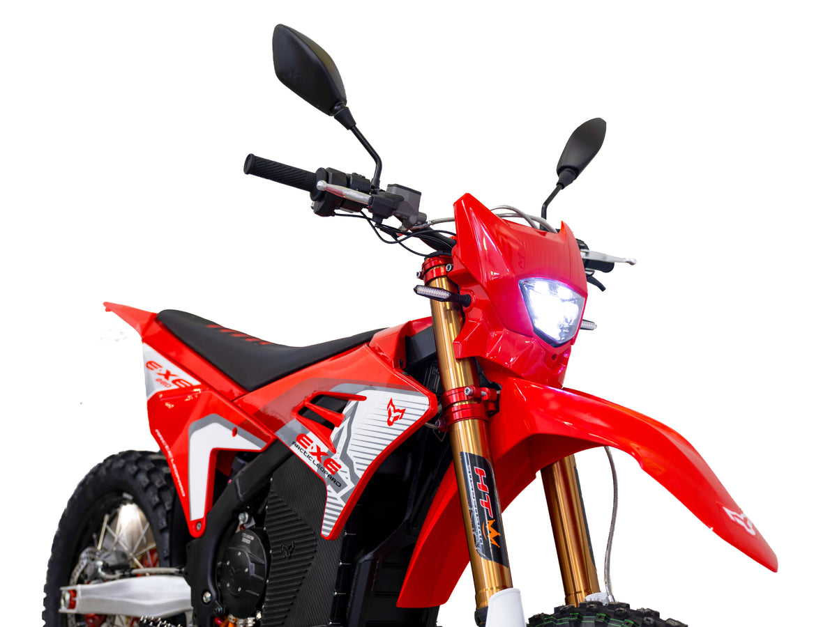 AArctic Leopard EXE 880 L3e homologierte, rot