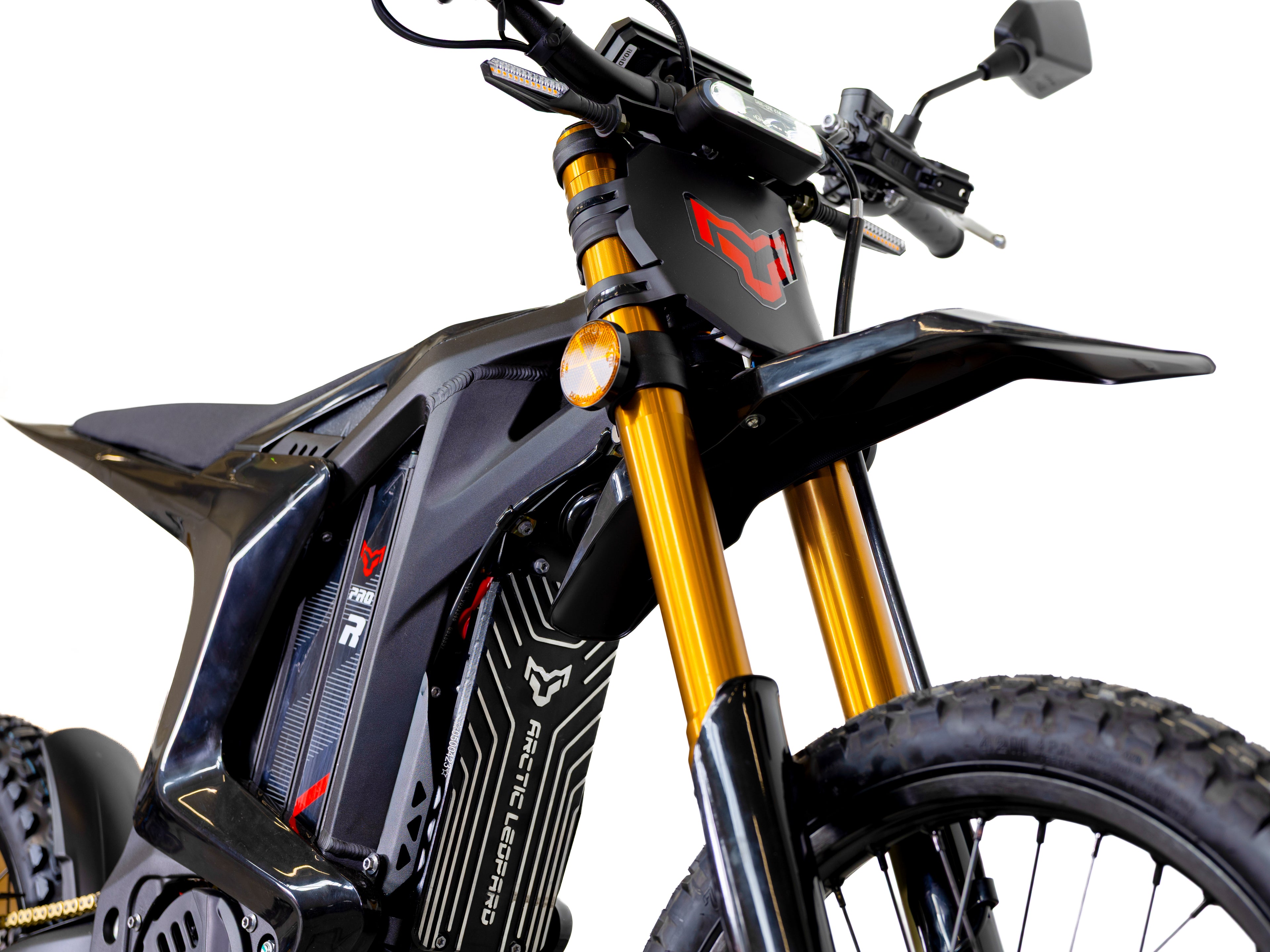 Arctic Leopard XE PRO R L1e – versión homologada