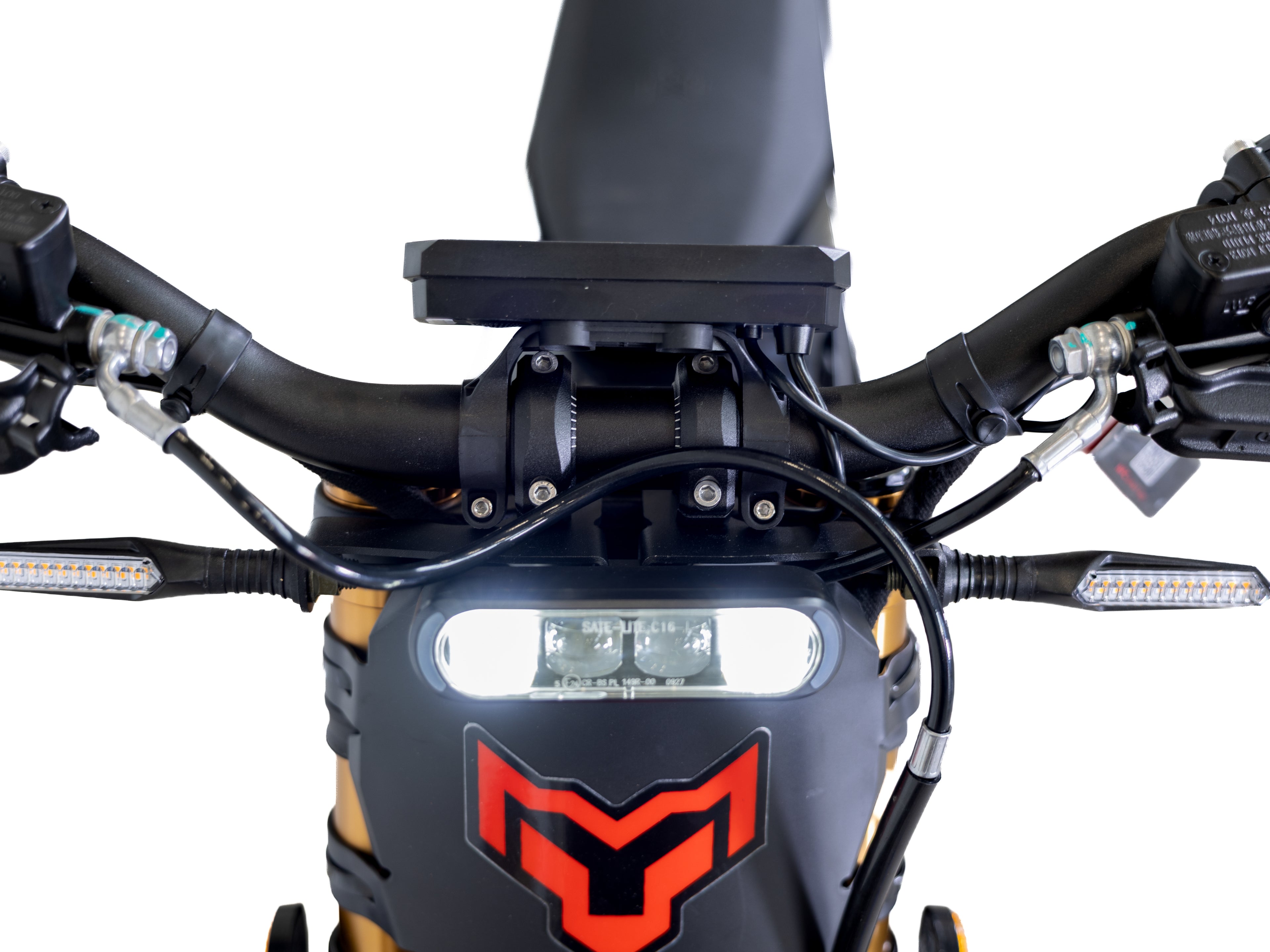 Arctic Leopard XE PRO R L1e – versión homologada